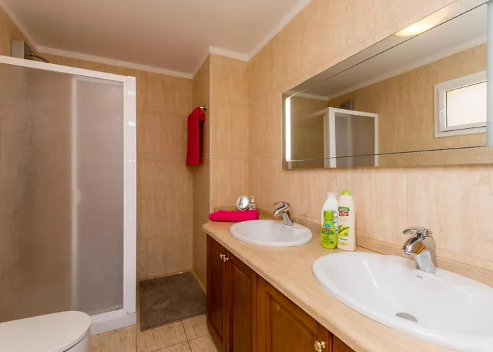 Villa Private Heated Pool Sea Views