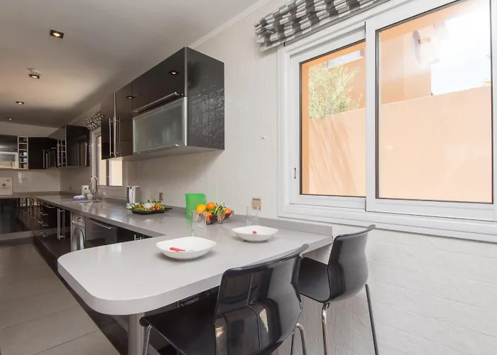 Βίλα Private Heated Pool Sea Views *